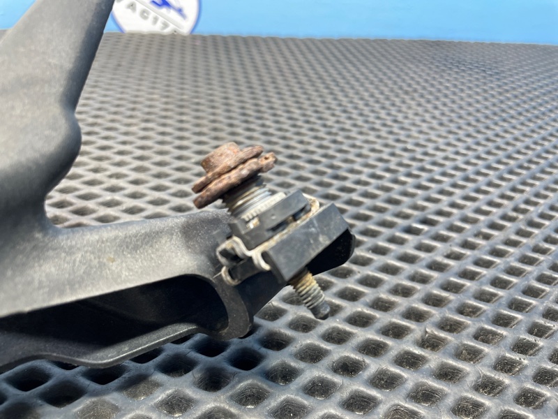 Кронштейн бампера, 900 рублей, Санкт-Петербург