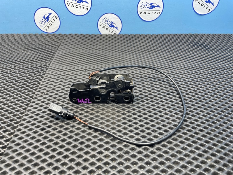 Замок капота, 2000 рублей, Санкт-Петербург