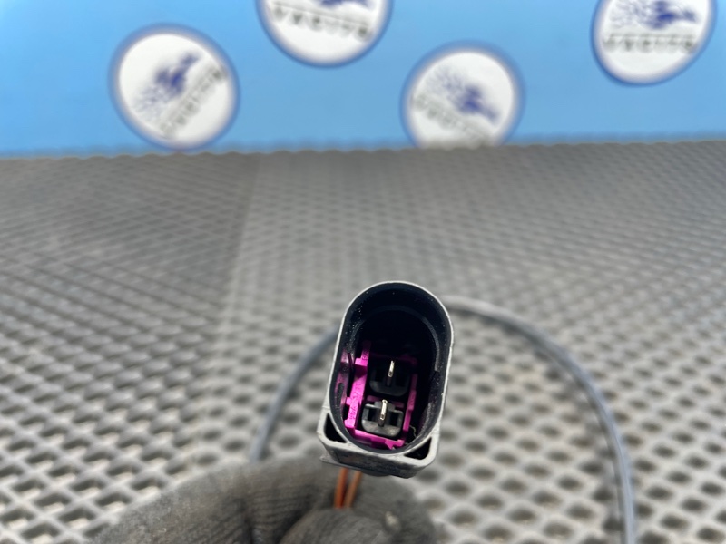 Замок капота, 2000 рублей, Санкт-Петербург