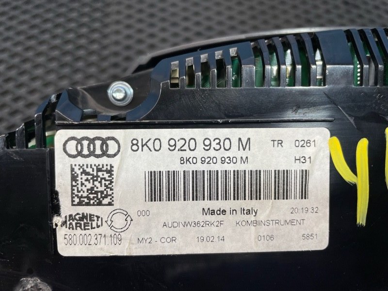 Панель приборов, 1000 рублей, Санкт-Петербург