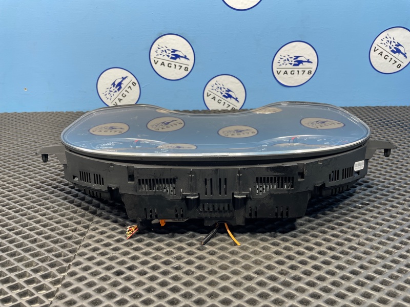 Панель приборов, 10000 рублей, Санкт-Петербург