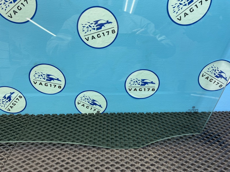 Стекло двери, 1500 рублей, Санкт-Петербург