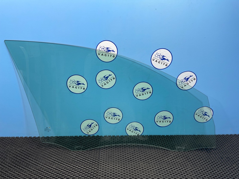 Стекло двери, 1500 рублей, Санкт-Петербург