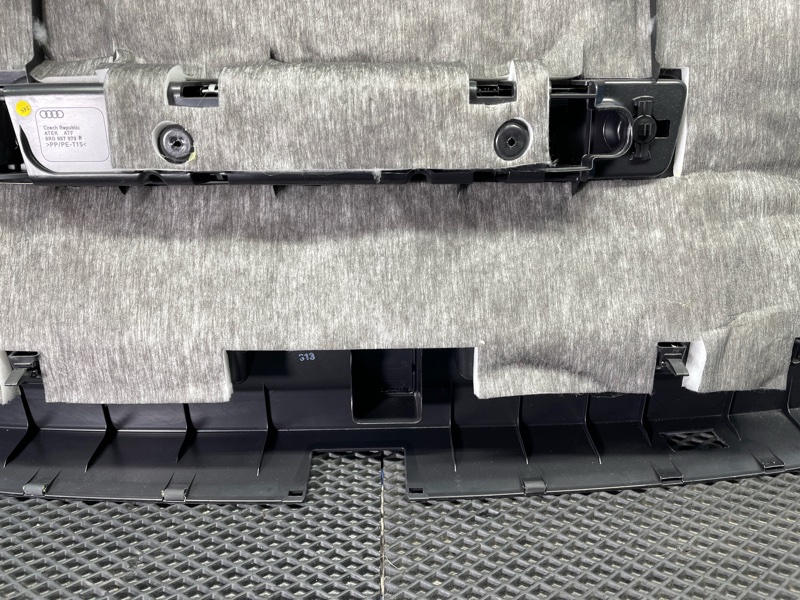 Обшивка двери багажника, 1000 рублей, Санкт-Петербург