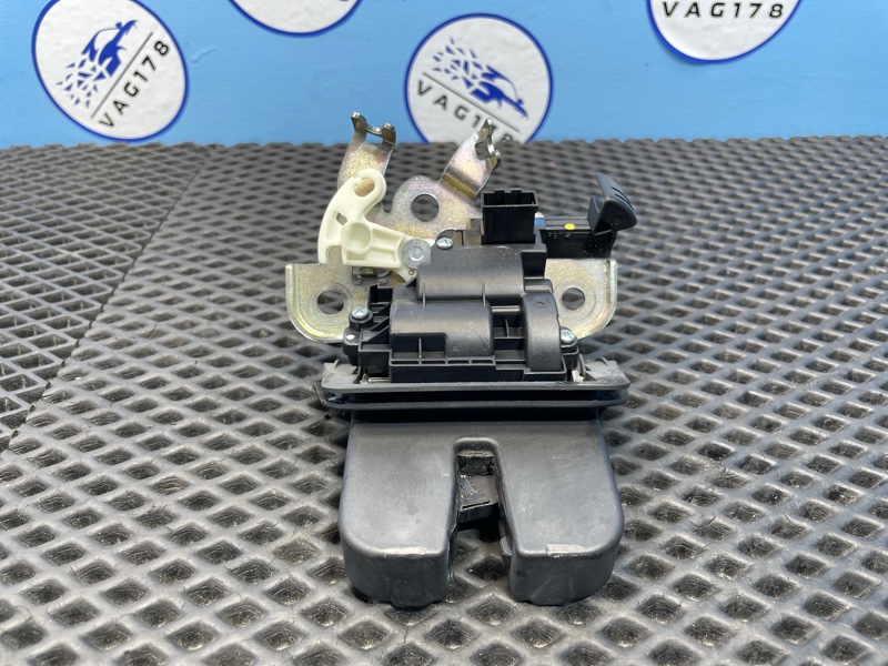 Замок багажника, 1500 рублей, Санкт-Петербург