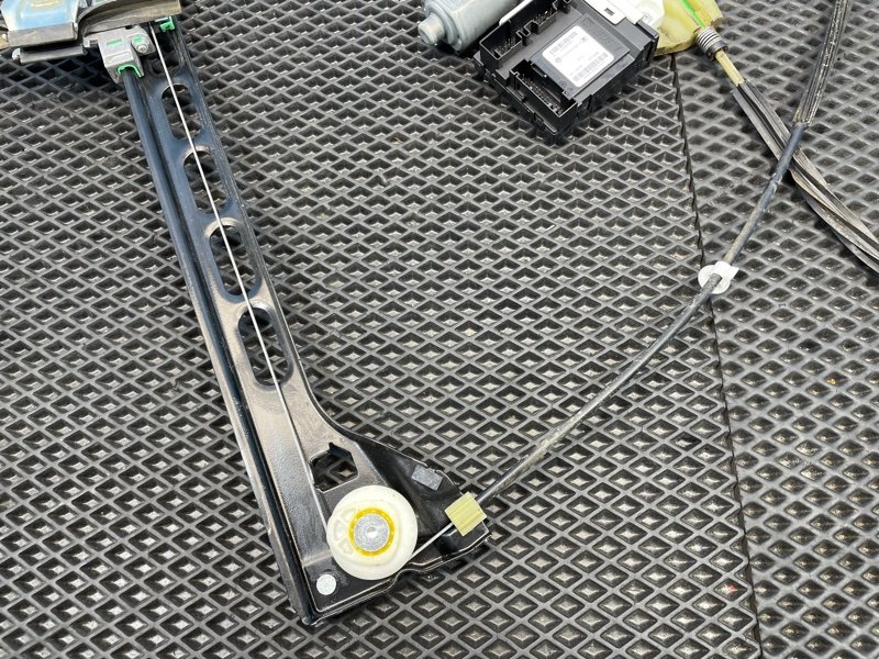 Стеклоподъемник электр., 8000 рублей, Санкт-Петербург