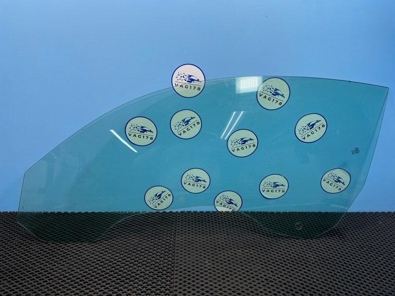 Стекло двери, 4500 рублей, Санкт-Петербург