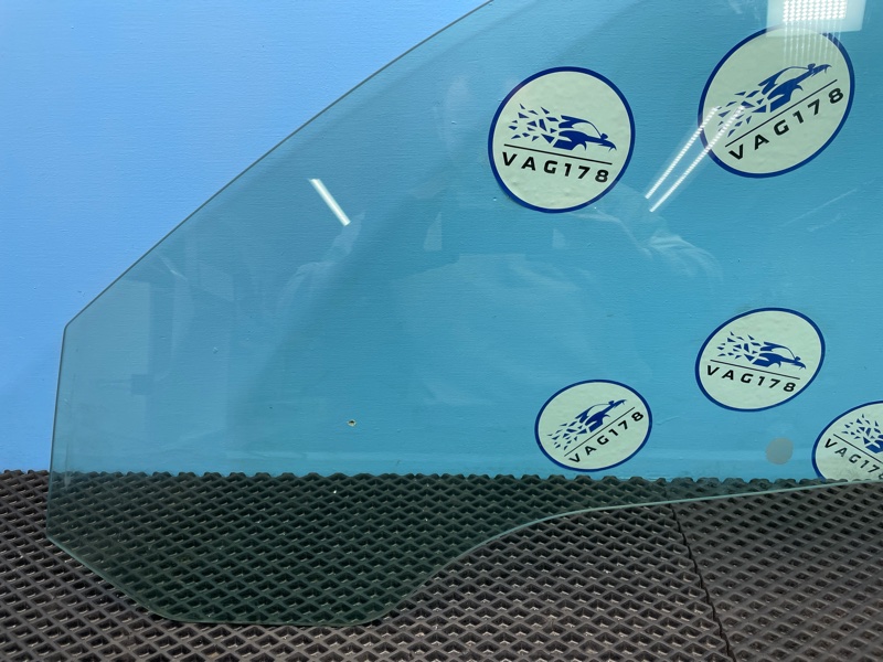 Стекло двери, 4500 рублей, Санкт-Петербург