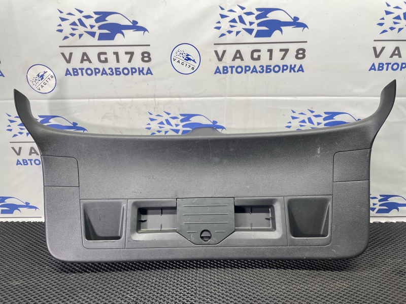 Обшивка двери багажника, 1500 рублей, Санкт-Петербург