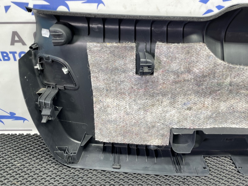 Обшивка двери багажника, 1500 рублей, Санкт-Петербург