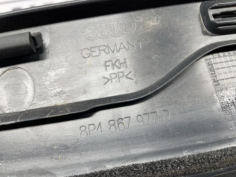 Обшивка двери багажника, 1500 рублей, Санкт-Петербург