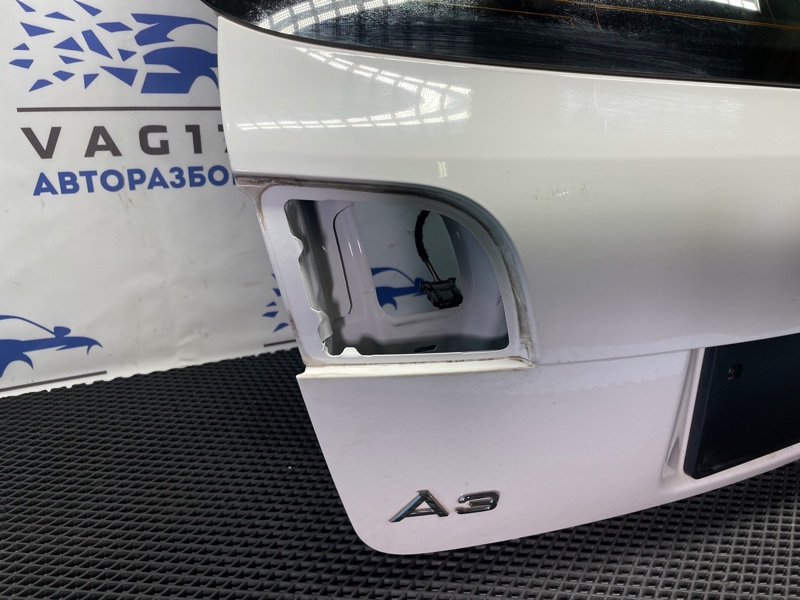 Дверь багажника, 10000 рублей, Санкт-Петербург