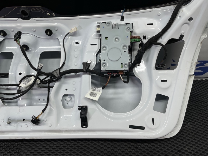 Дверь багажника, 10000 рублей, Санкт-Петербург