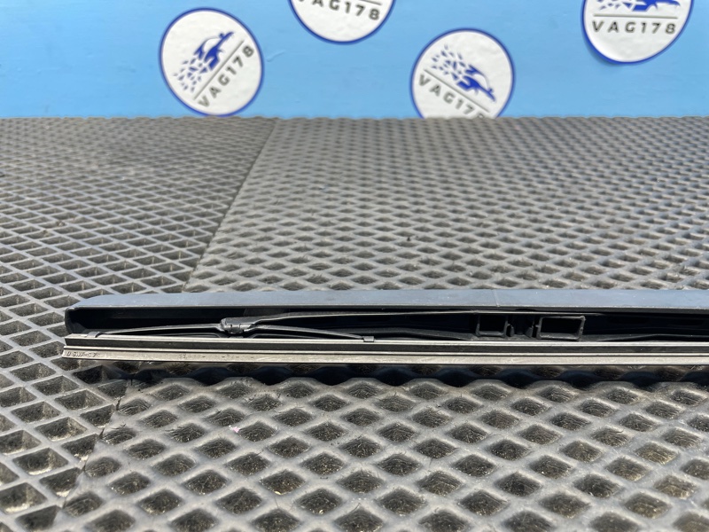 Поводок стеклоочистителя, 1000 рублей, Санкт-Петербург