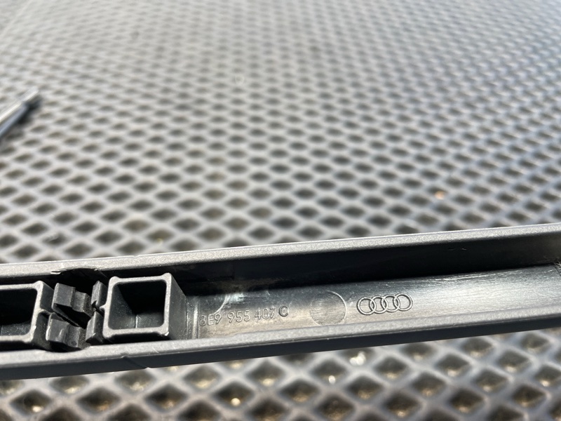 Поводок стеклоочистителя, 1000 рублей, Санкт-Петербург