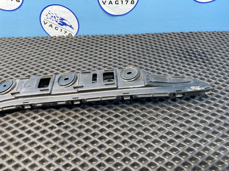 Направляющая бампера, 1000 рублей, Санкт-Петербург