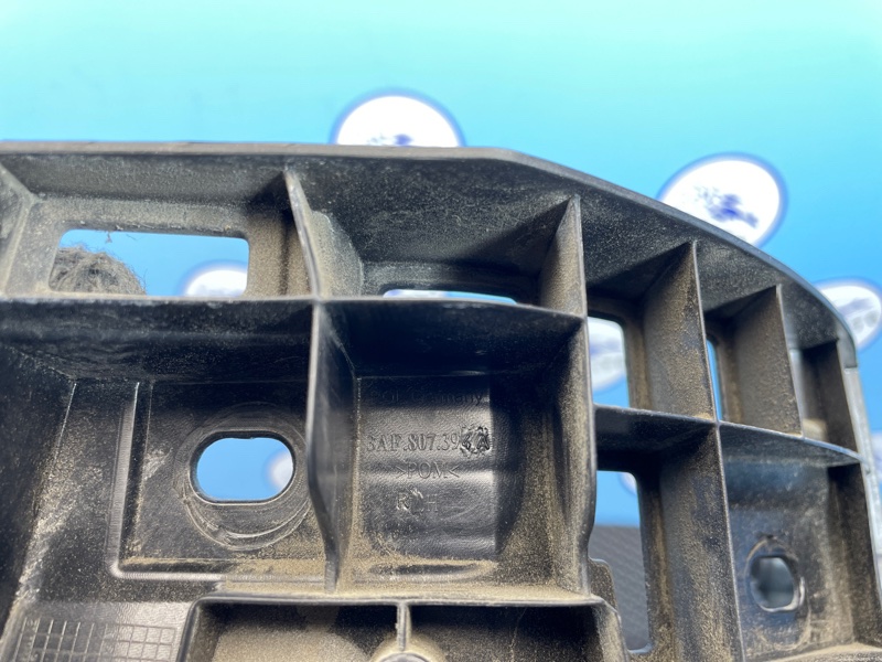 Направляющая бампера, 1000 рублей, Санкт-Петербург