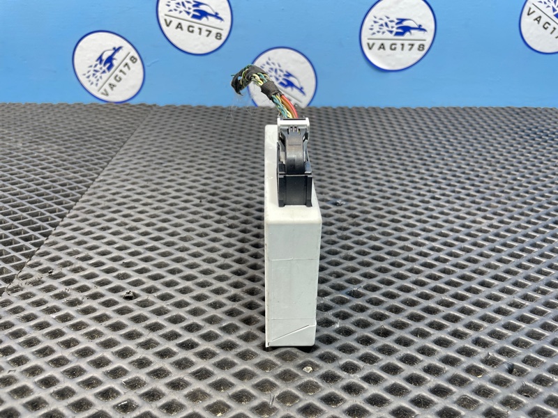 Блок управления центральным замком, 1000 рублей, Санкт-Петербург