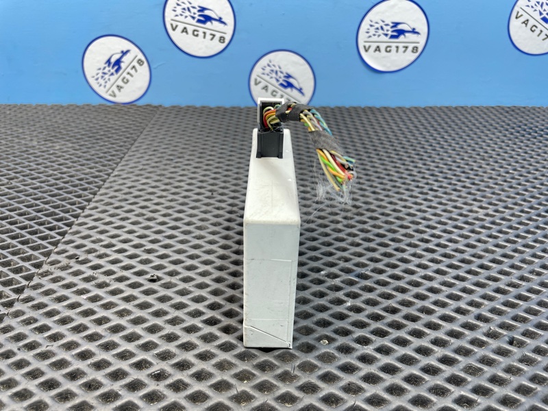 Блок управления центральным замком, 1000 рублей, Санкт-Петербург