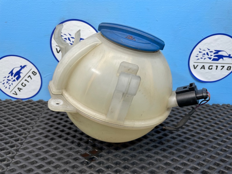 Бачок расширительный, 1500 рублей, Санкт-Петербург