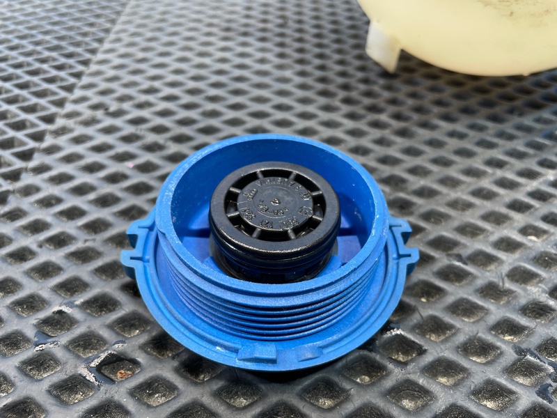 Бачок расширительный, 1500 рублей, Санкт-Петербург