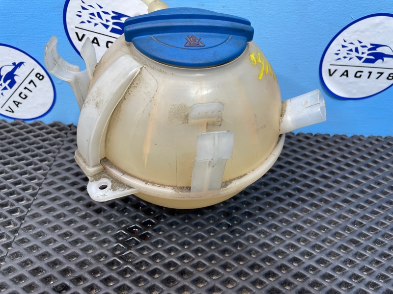 Бачок расширительный, 1500 рублей, Санкт-Петербург