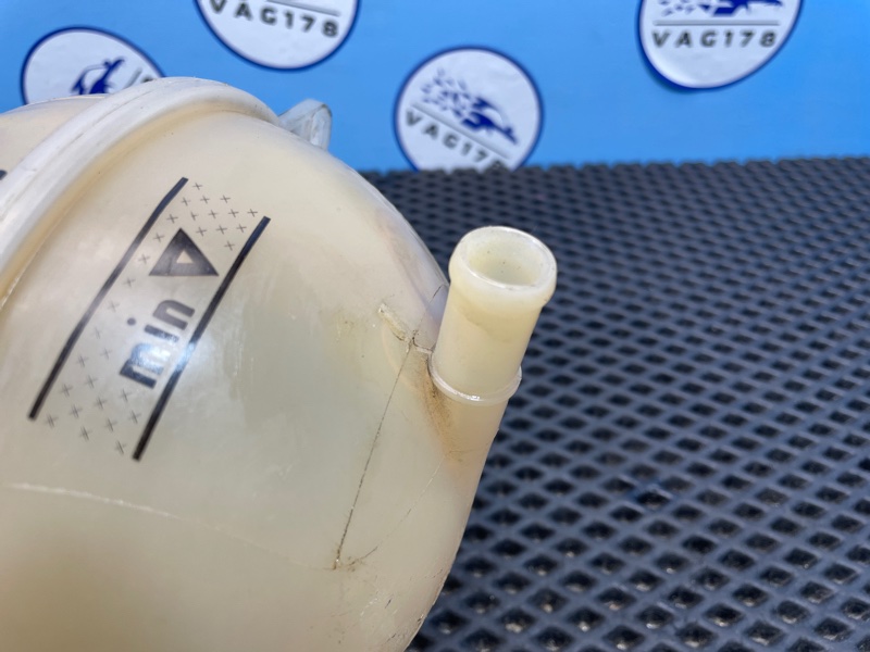 Бачок расширительный, 1500 рублей, Санкт-Петербург