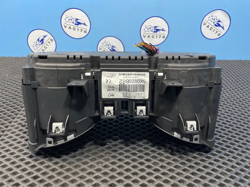 Панель приборов, 3000 рублей, Санкт-Петербург