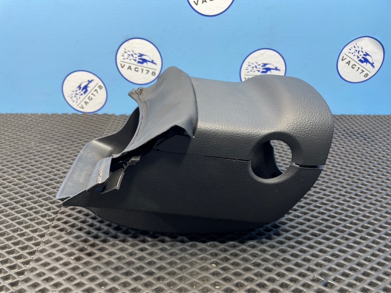 Кожух рулевой колонки, 1000 рублей, Санкт-Петербург