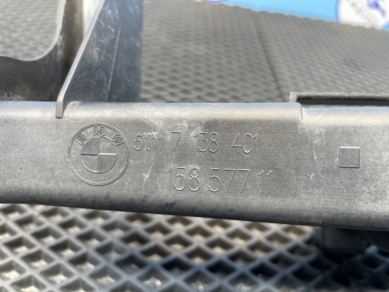 Кронштейн фар, 2000 рублей, Санкт-Петербург