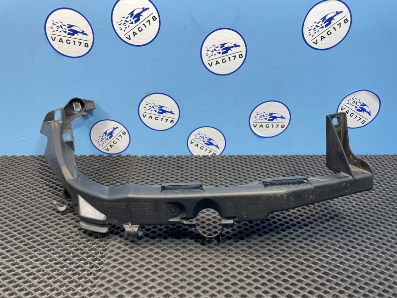 Кронштейн фар, 2000 рублей, Санкт-Петербург