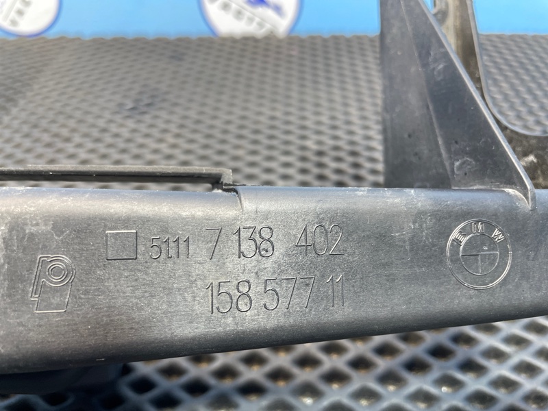 Кронштейн фар, 2000 рублей, Санкт-Петербург