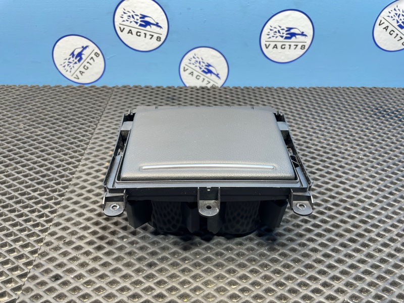 Подстаканник, 1000 рублей, Санкт-Петербург