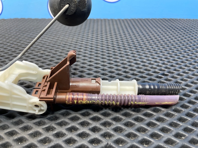 Датчик уровня топлива, 2000 рублей, Санкт-Петербург