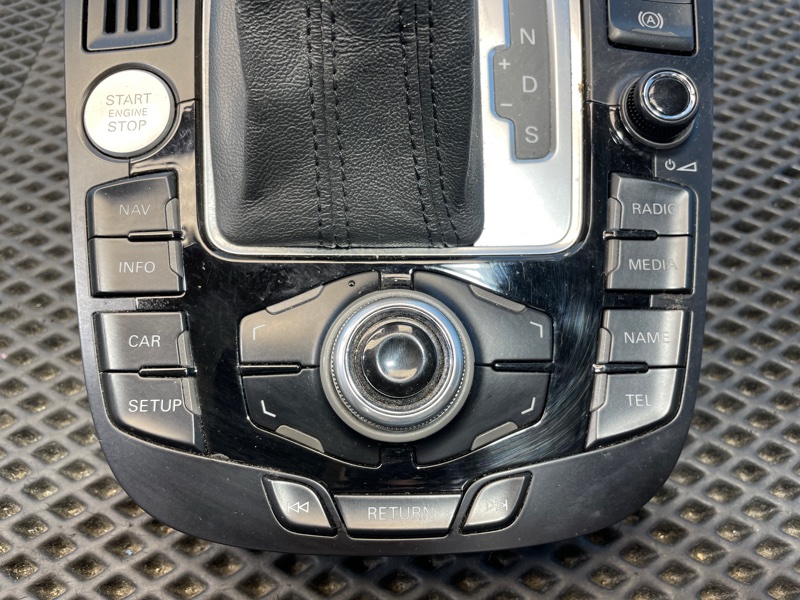 Блок кнопок, 2000 рублей, Санкт-Петербург