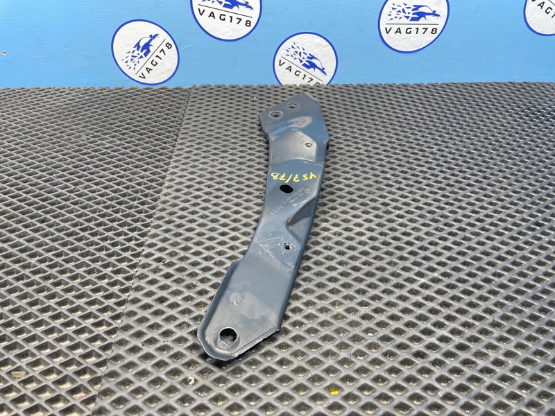 Кронштейн панели, 1000 рублей, Санкт-Петербург