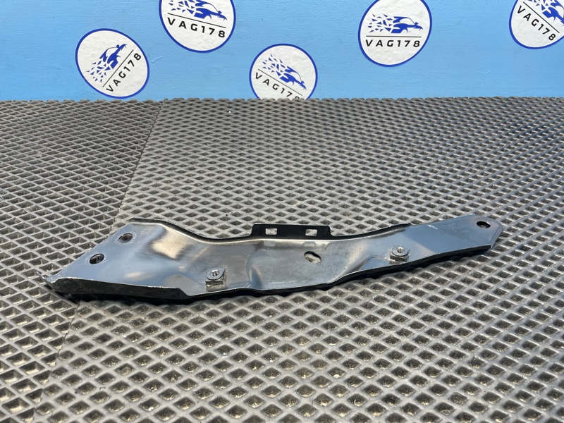 Кронштейн панели, 1000 рублей, Санкт-Петербург