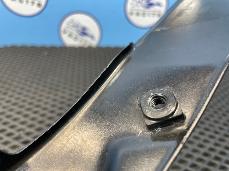 Кронштейн панели, 1000 рублей, Санкт-Петербург