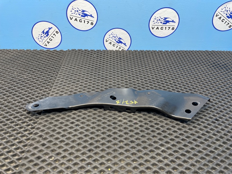 Кронштейн панели, 1000 рублей, Санкт-Петербург