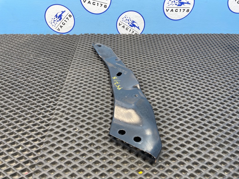 Кронштейн панели, 1000 рублей, Санкт-Петербург