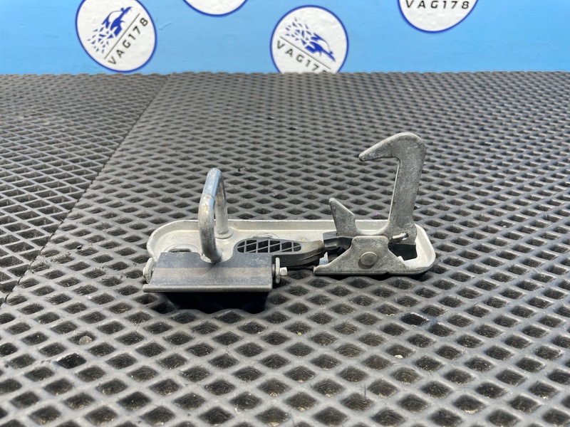 Крючок капота, 1000 рублей, Санкт-Петербург