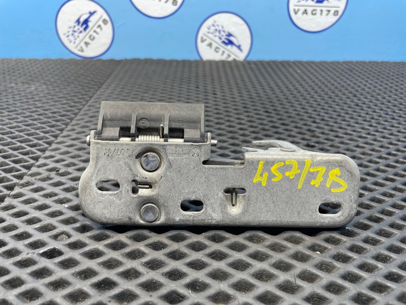 Крючок капота, 1000 рублей, Санкт-Петербург