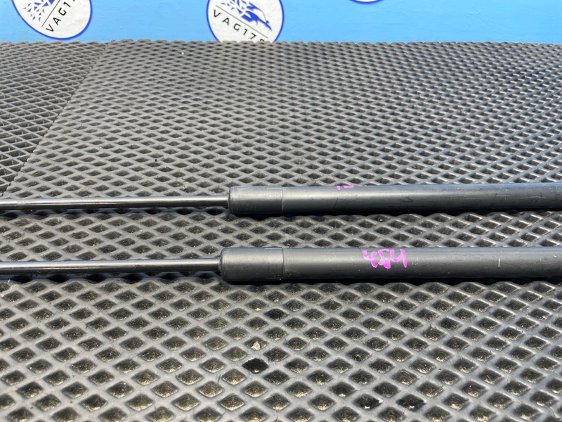 Амортизатор двери багажника, 900 рублей, Санкт-Петербург