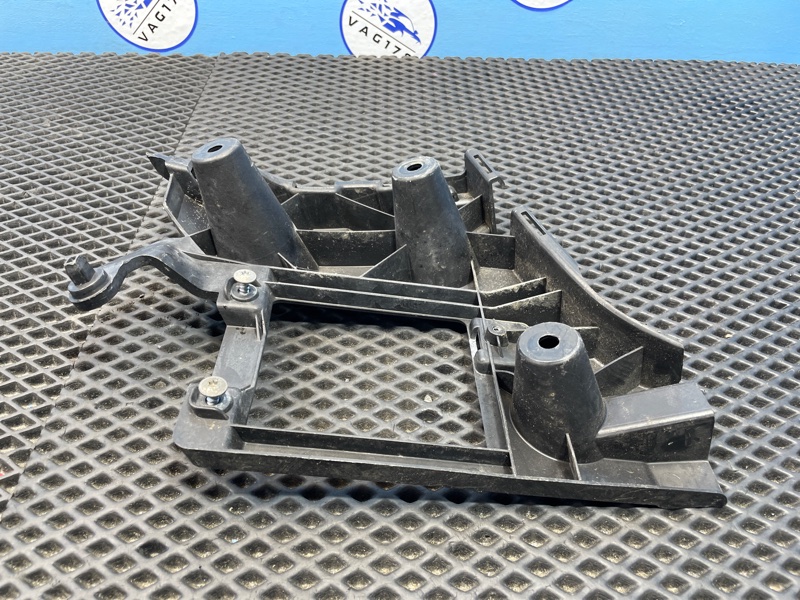 Направляющая бампера, 800 рублей, Санкт-Петербург