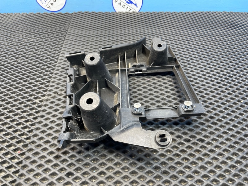 Направляющая бампера, 800 рублей, Санкт-Петербург