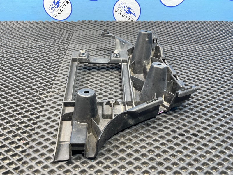 Направляющая бампера, 800 рублей, Санкт-Петербург