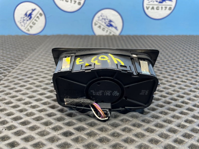 Переключатель света фар, 1000 рублей, Санкт-Петербург