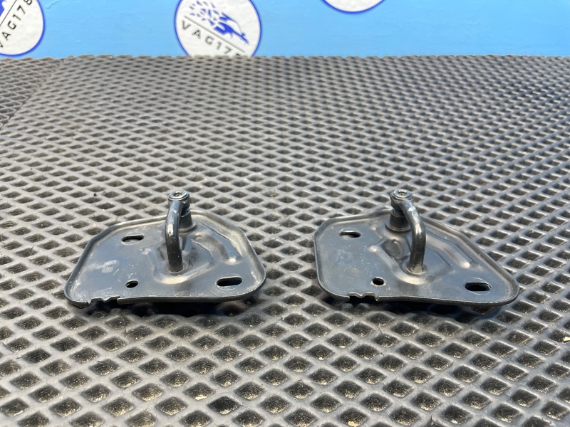 Крючок капота, 1200 рублей, Санкт-Петербург