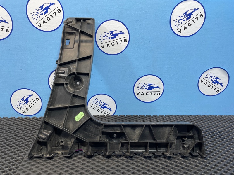 Направляющая бампера, 1000 рублей, Санкт-Петербург