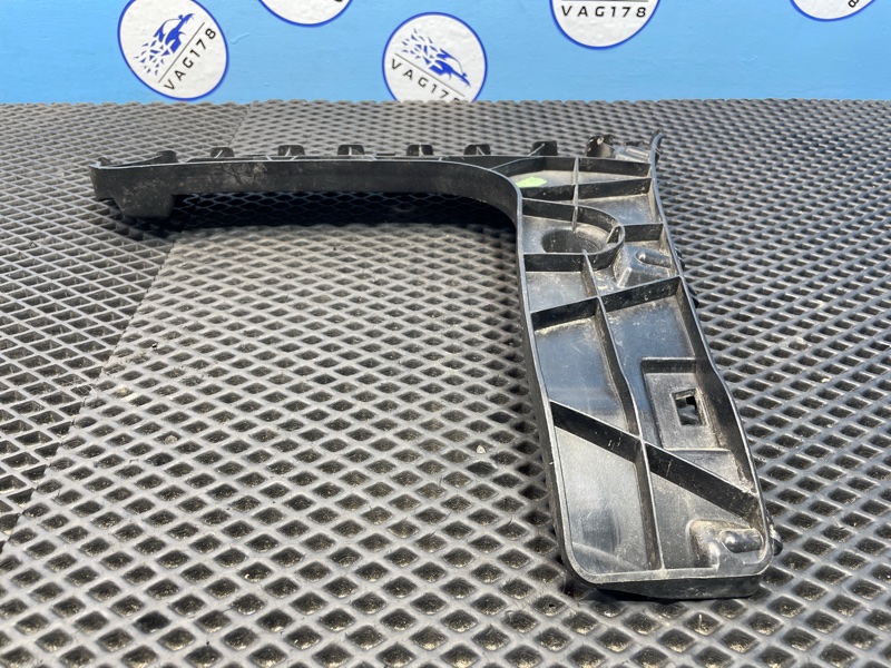 Направляющая бампера, 1000 рублей, Санкт-Петербург